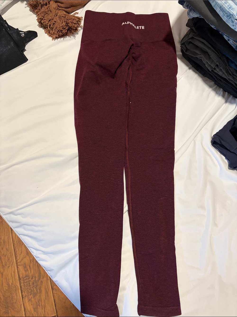 Alphalete Women’s Wine Burgundy Leggings